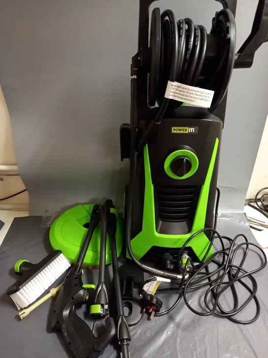 BOXED POWER IT! ELECTRIC 2200W PRESURE WASHER IN BLACK/GREEN