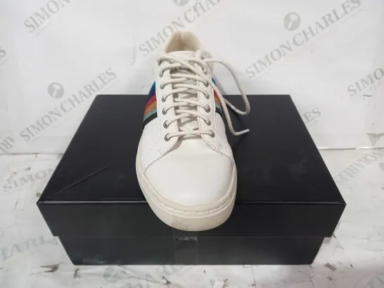 BOXED PAIR OF PAUL SMITH SNEAKERS IN WHITE W. RAINBOW DETAIL EU SIZE 37