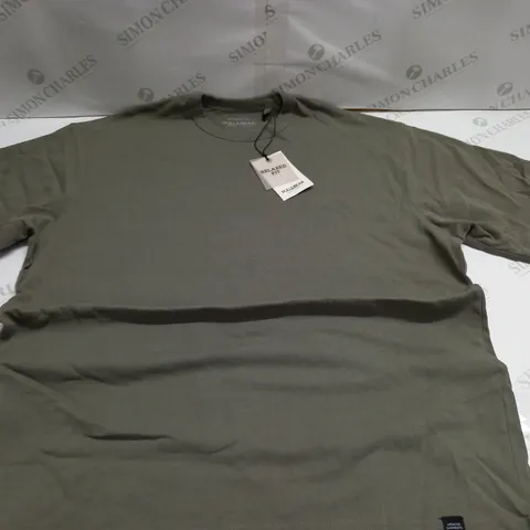 PULL & BEAR OVERSIZED T-SHIRT IN KHAKI - M