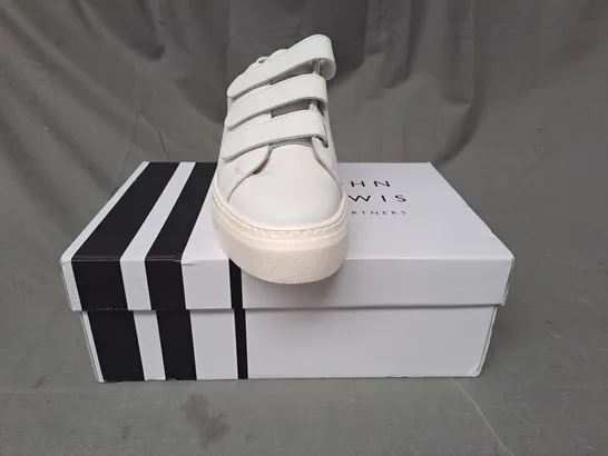 BOXED PAIR OF JOHN LEWIS FAWNE SHOES IN WHITE SIZE 6