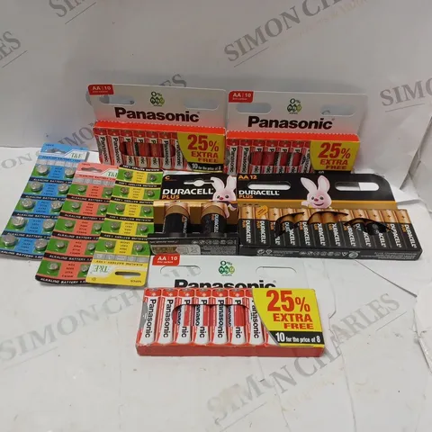 APPROXIMATELY 50 ASSORTED PACKS OF BATTERIES TO INCLUDE PANASONIC, DURACELL AND T&E