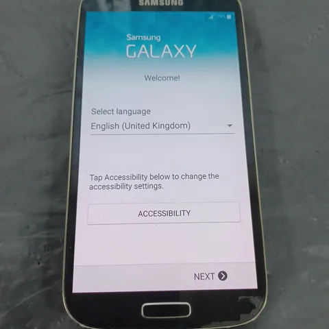 SAMSUNG GALAXY S4 SMARTPHONE 