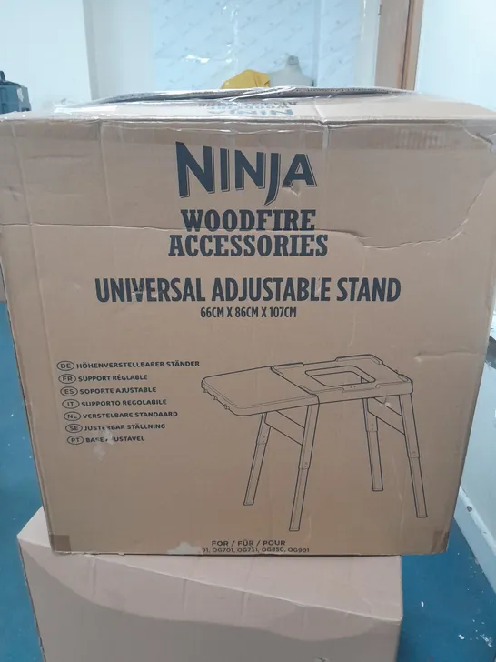 BOXED NINJA WOODFIRE UNIVERSAL STAND 66CMX86CMX107CM - COLLECTION ONLY