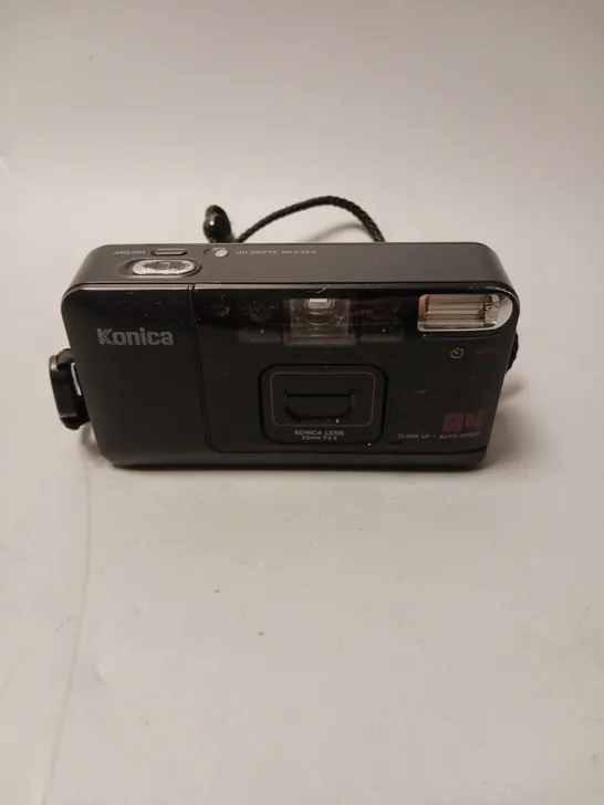 KONICA A4 AUTO FOCUS CAMERA 