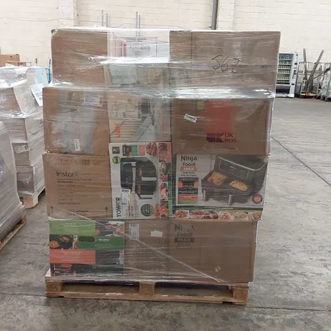 PALLET OF APPROXIMATELY 32 UNPROCESSED RAW RETURN HOUSEHOLD AND ELECTRICAL GOODS TO INCLUDE;