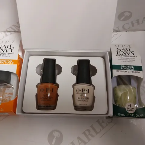 BOX OF 3 ITEMS TO INCLUDE O.P.I NAIL ENVY NAIL STRENGTHENER AND O.P.I NAIL LACQUER