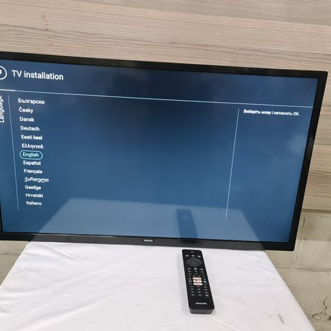PHILIPS 32PFS6805 32 INCH FULL HD LED SMART TELEVISION