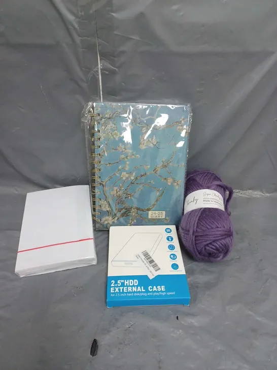 APPROXIMATELY 20 HOUSEHOLD AND ELECTRICAL ITEMS TO INCLUDE NOTEBOOKS, ENVELOPS AND WOOL