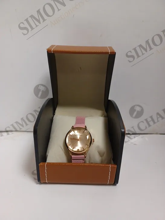 BOXED LA BANUS LUXURY LADIES WATCH 