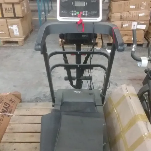 XSTREAM GYM BILLNA TREADMILL