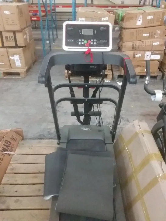 XSTREAM GYM BILLNA TREADMILL