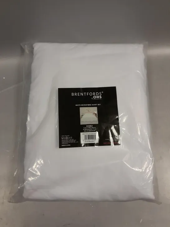 SEALED BRENTFORDS WHITE MICROFIBRE DUVET SET - DOUBLE 