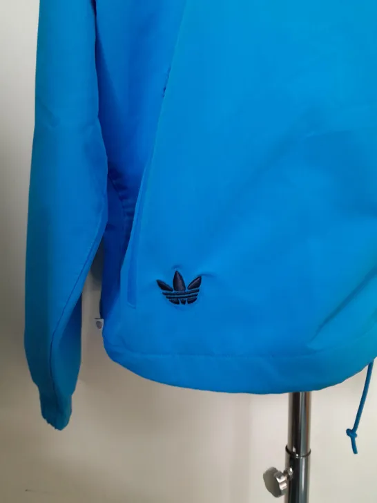 ADIDAS ORIGINAL ZIPPED JACKET SIZE M