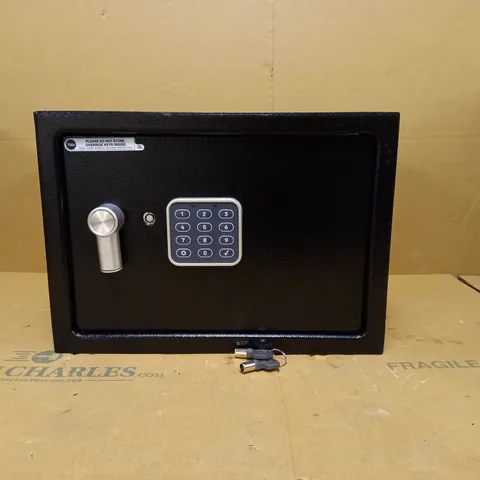 YALE ELECTRONIC SAFE MEDIUM 