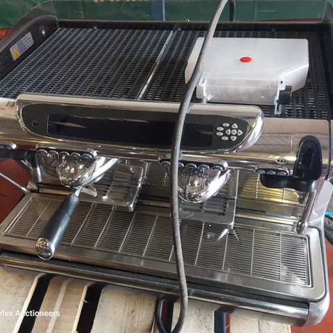 TRADITIONAL FAEMA EMBLEMA COFFEE MACHINE