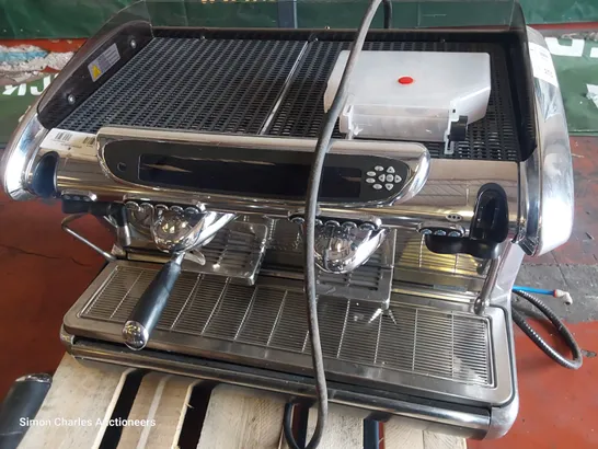 TRADITIONAL FAEMA EMBLEMA COFFEE MACHINE