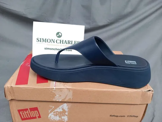 BOXED FITFLOP F-MODE LEATHER FLATFORM TOE-POST SANDALS MIDNIGHT NAVY SIZE 6.5