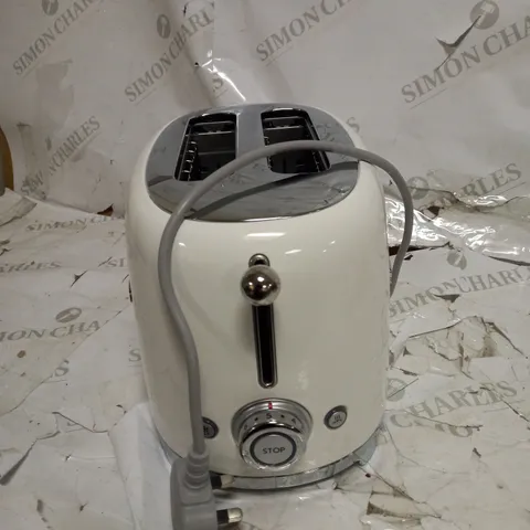 BOXED SMEG WHITE 2 SLICE TOASTER