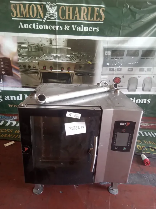 COMMERCIAL BKI SINGLE OVEN 