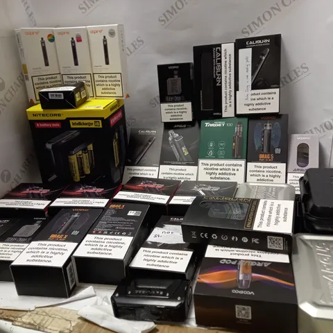 LOT OF APPROX 29 E-CIGARETTE ITEMS TO INCLUDE VOOPOO DRAG NANO 2 , UWELL CALIBURN A2 , VAPORESSO TARGET 100 , GEEKVAPE , ETC