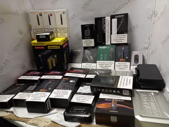 LOT OF APPROX 29 E-CIGARETTE ITEMS TO INCLUDE VOOPOO DRAG NANO 2 , UWELL CALIBURN A2 , VAPORESSO TARGET 100 , GEEKVAPE , ETC