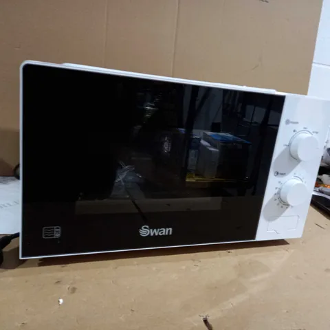 SWAN 700W MANUAL MICROWAVE