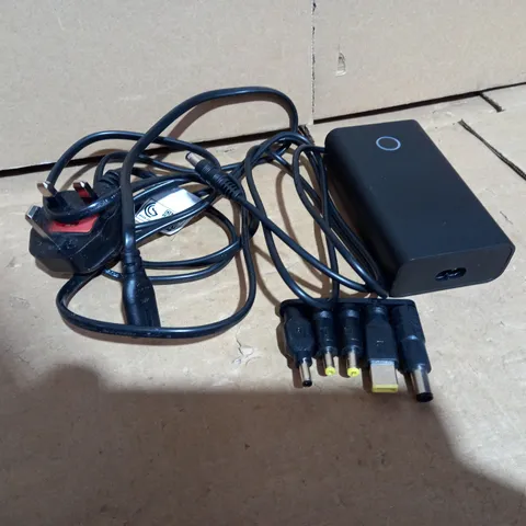 BLACKWEB 90W UNIVERSAL LAPTOP CHARGER