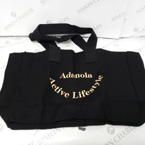 ADANOLA ACTIVE LIEFSTYLE TOTE BAG IN BLACK/NUDE