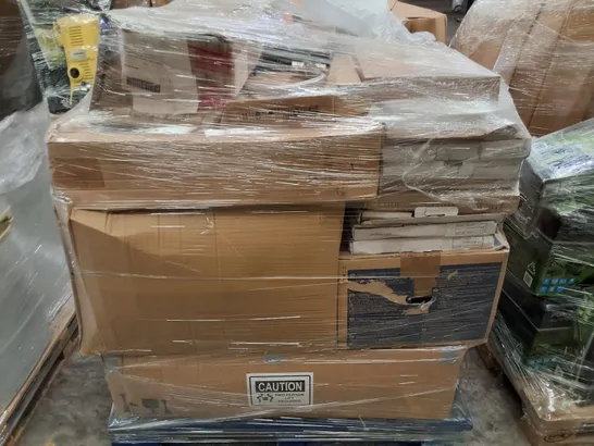 PALLET OF ASSORTED ITEMS TO INCLUDE EPSON LQ-680PRO PRINTER, TOILET SEATS AND FRANKIE BASIN MIXER