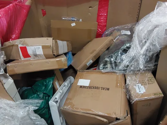 PALLET OF ASSORTED ITEMS INCLUDING: PRESSURE COOKER, AIR COOLER, KNITTING MACHINE, CHAIR CUSHION, LARGE CALANDER 