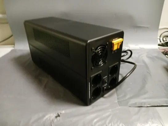 BOXED APC EASY UPS BATTERY BACKUP