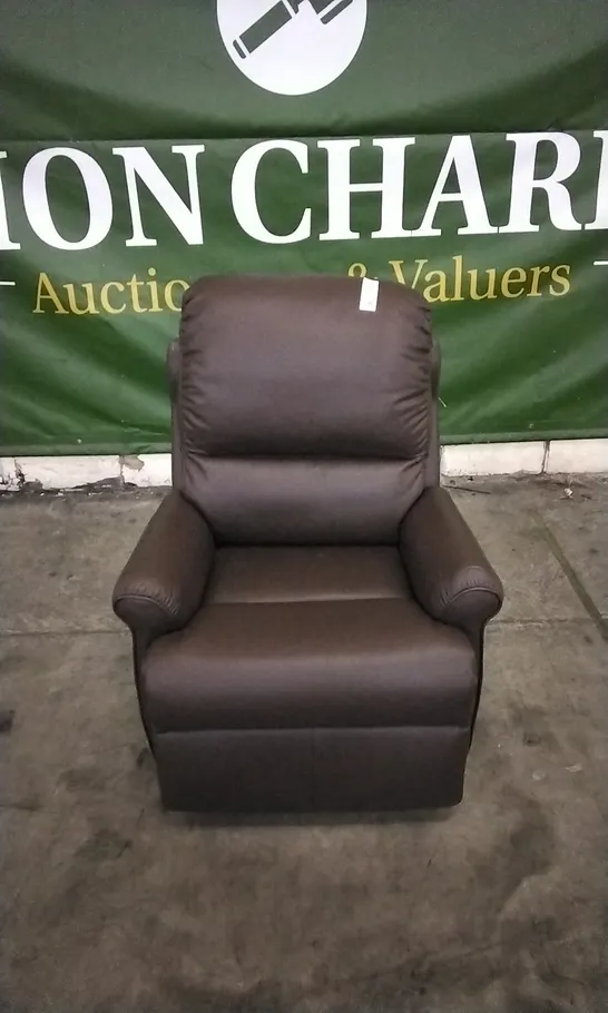 QUALITY BRITISH DESIGNED & MANUFACTURED G PLAN NEWMARKET MANUAL RECLINER OXFORD CHOCOLATE LEATHER ARMCHAIR 