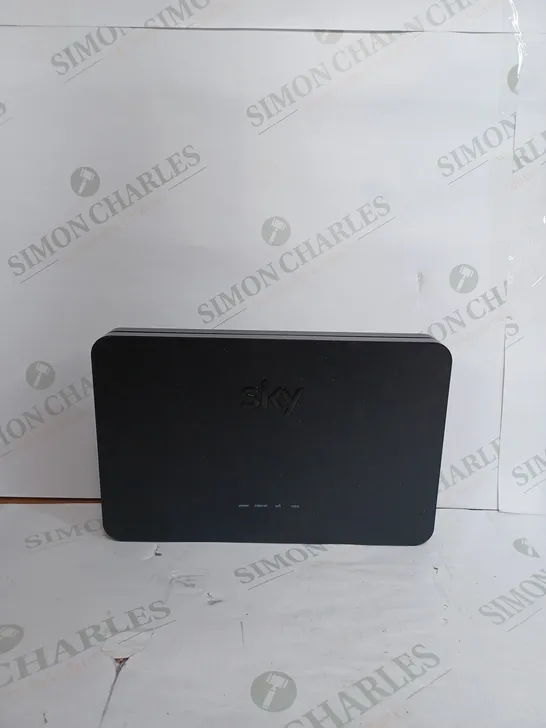 SKY Q BROADBAND HUB 4 DUAL BAND WIRELESS ROUTER SKY SR203