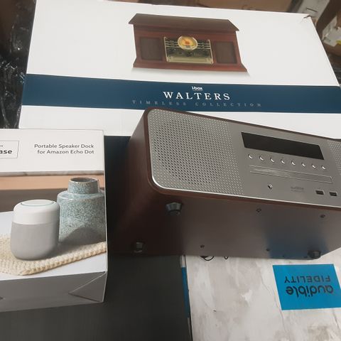 PALLET OF ASSORTED ELECTRICAL PRODUCTS TO INCLUDE; 24 AUDIBLE FIDELITY COMPACT HIFI STEREO SYSTEMS, I BOX WALTERS TIMELESS COLLECTION AND I BOX RELEASE PORTABLE SPEAKER DOCK
