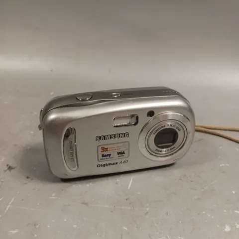 SAMSUNG DIGIMAX A40 DIGITAL CAMERA 