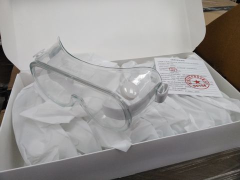 PALLET OF ANTI-FOG SAFETY GOGGLES, 16 CASES CONTAINING 8 BOXES OF 10 TOTAL APPROXIMATELY 1300 SETS