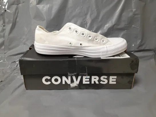 CONVERSE CANVAS OX TRAINERS - WHITE SIZE 5