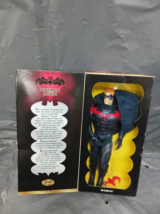 BOXED KENNER BATMAN & ROBIN COLLECTORS SERIES ROBIN FIGURE