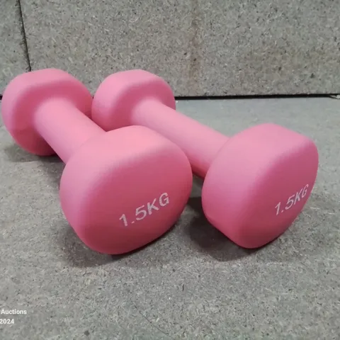 BOXED PAIR OF PINK 1.5KG DUMBBELLS