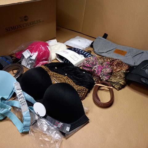 LOT OF  APPROX. 15 ASSORTED CLOTHING ACCESSORIES  IN VARYING SIZES, COLOURS AND STYLES TO INCLUDE: HEADWEAR, BOXERS, BRA'S