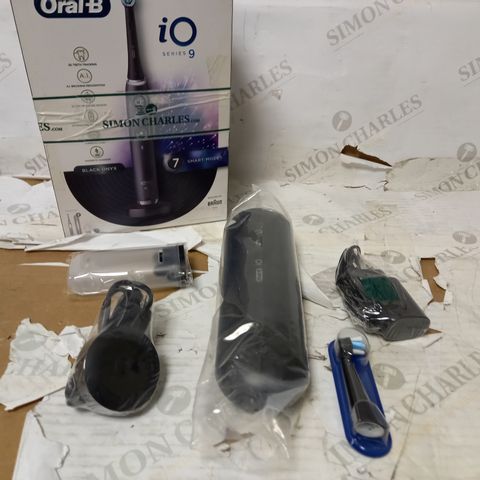 BOXED AND SEALED ORAL-B IO9 ELECTRIC TOOTHBRUSH