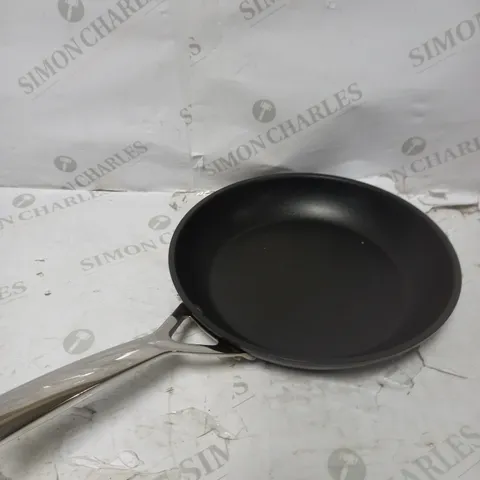 LE CREUSET TOUGHENED NON-STICK FRYING PAN