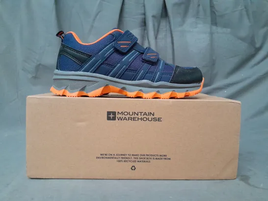 BOXED PAIR OF MOUNTAIN WAREHOUSE CANNONBALL KIDS ADAPTIVE WALKING SHOES IN DARK BLUE SIZE UK 1