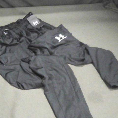 UNDER ARMOUR BLACK TRAINING PANTS - MD