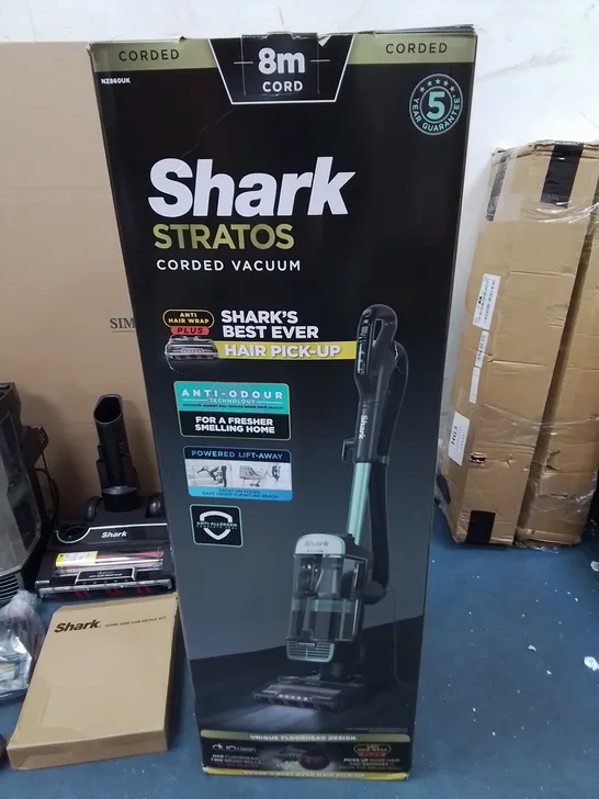 SHARK STRATOS CORDED VACUUM 