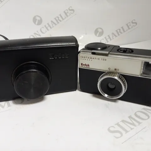 KODAK INSTAMATIC 133 VINTAGE CAMERA 