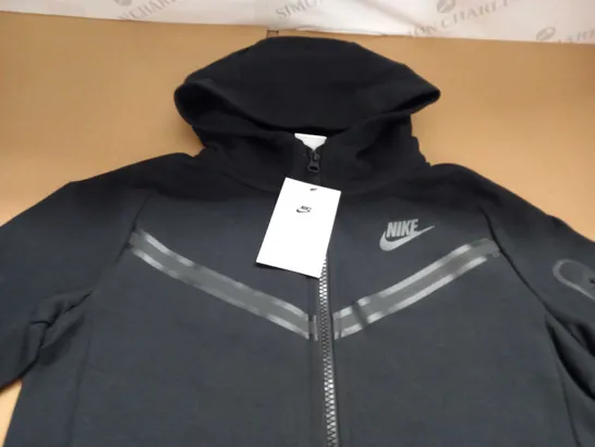 NIKE ZIPPED HOODIE SIZE M 