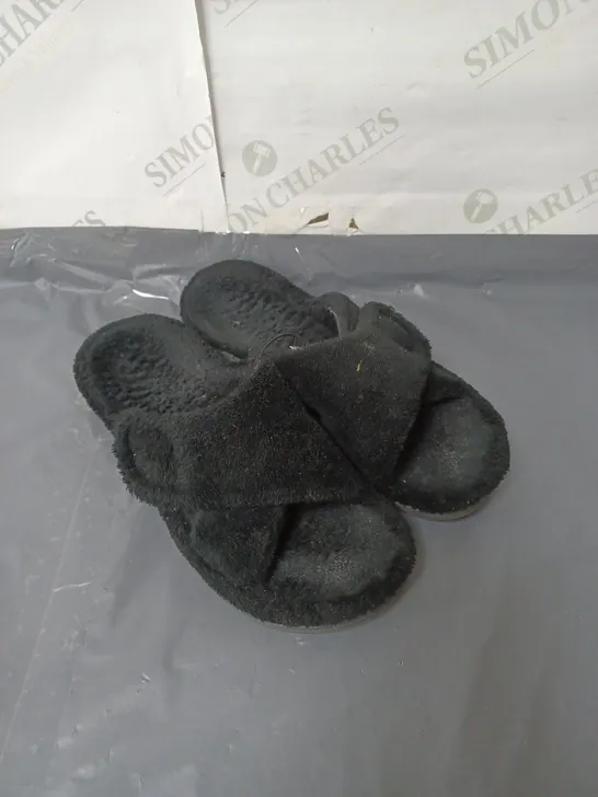 VIONIC INDULGE RELAX BLACK SLIPPERS UK SIZE 5