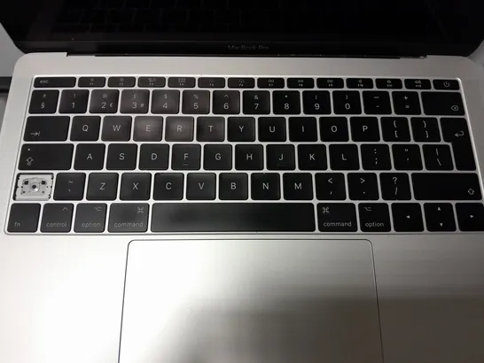 APPLE MACBOOK PRO - A1708 