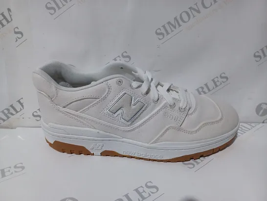 NEW BALANCE 550 CREAM SHOES - UK 8 